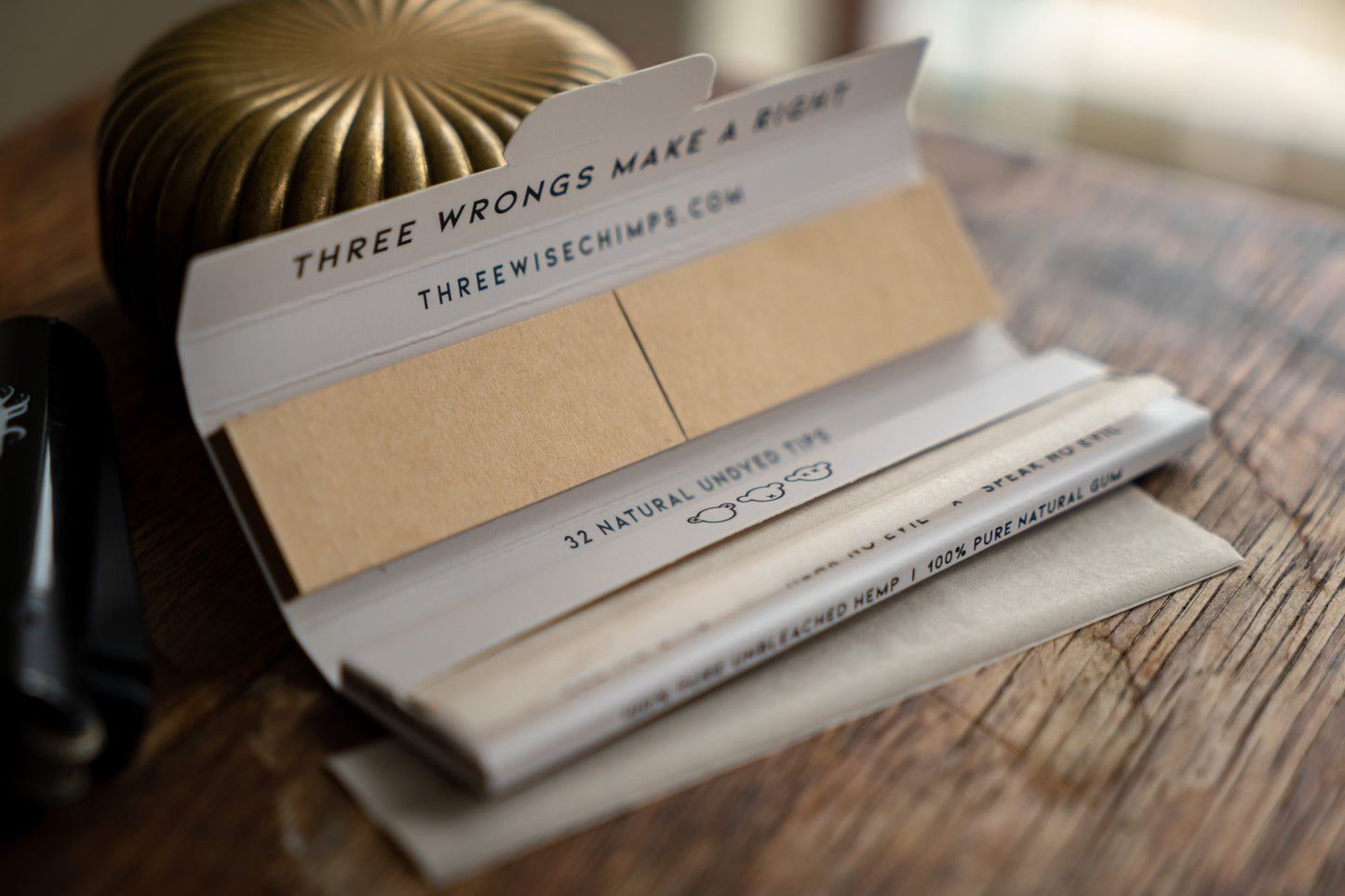 KING SIZE SLIM ROLLING PAPERS + TIPS