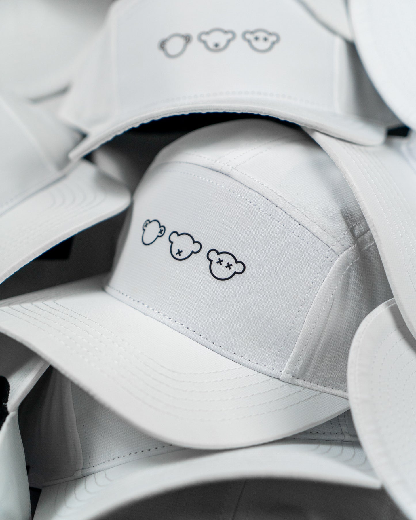 PURE WHITE CAP