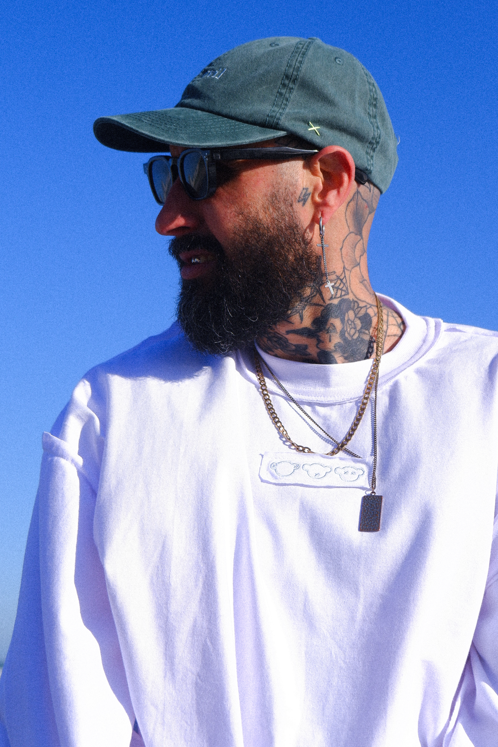 DECONSTRUCTED OVERSIZED LONG SLEEVE TSHIRT - WHITE