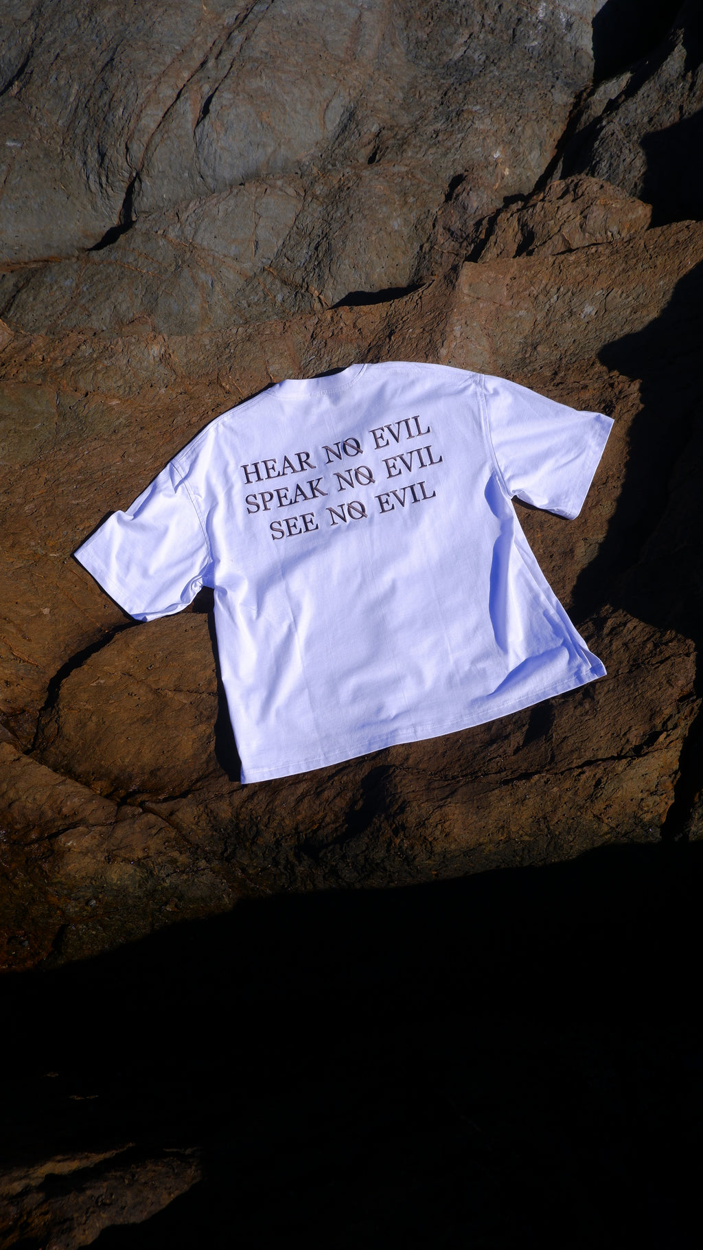 OVERSIZED BOXY TSHIRT - WHITE