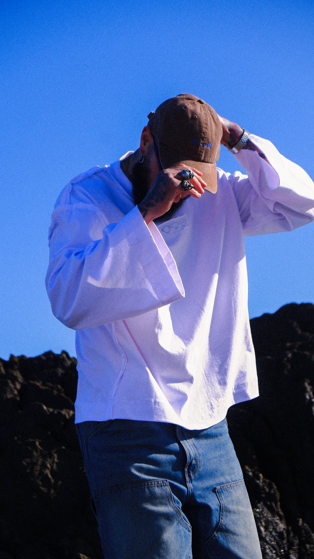 DECONSTRUCTED OVERSIZED LONG SLEEVE TSHIRT - WHITE