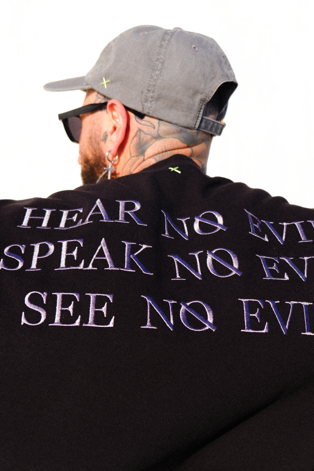 LIGHTWEIGHT OVERSIZED CREW NECK TOP - BLACK