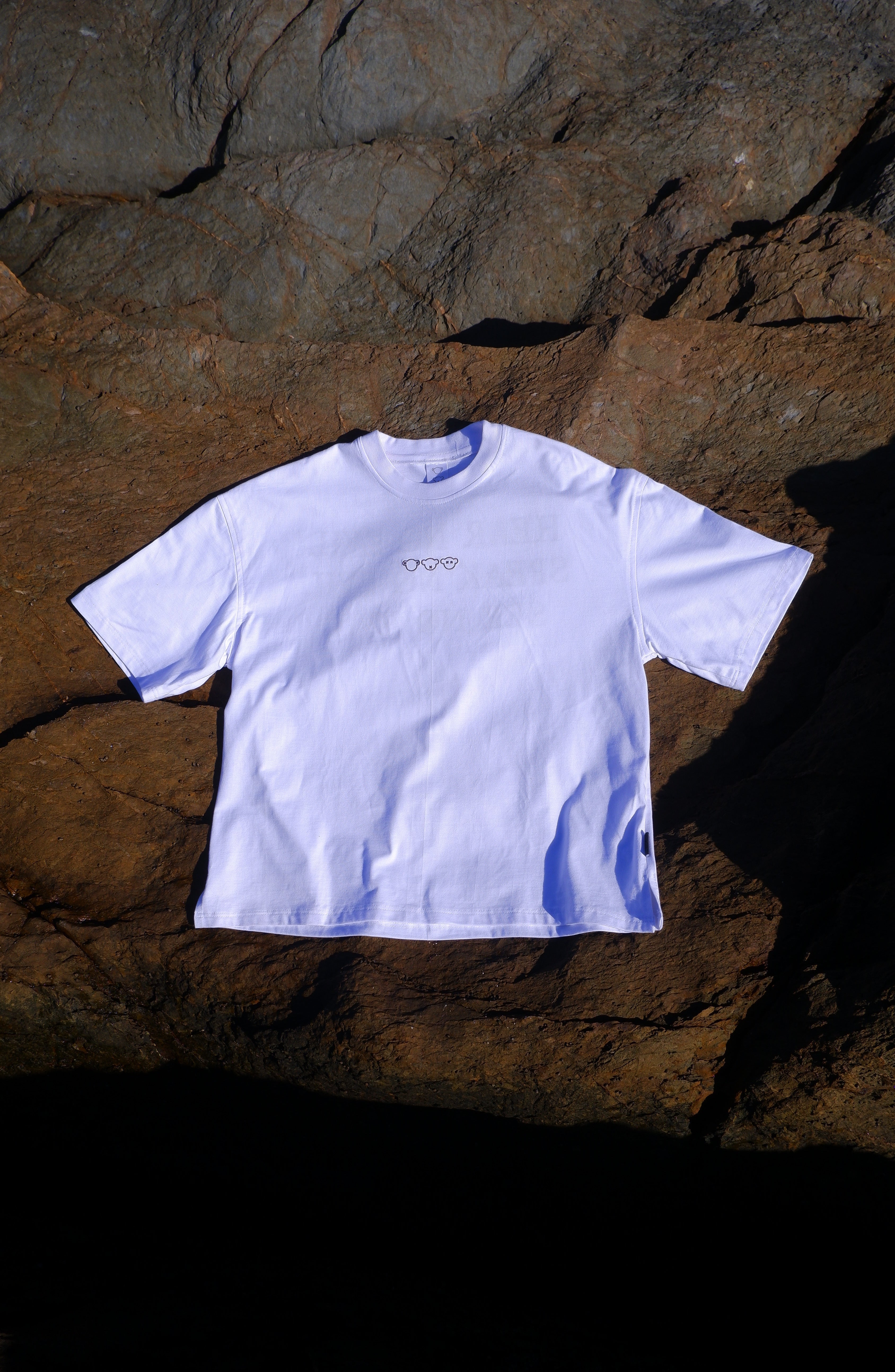OVERSIZED BOXY TSHIRT - WHITE