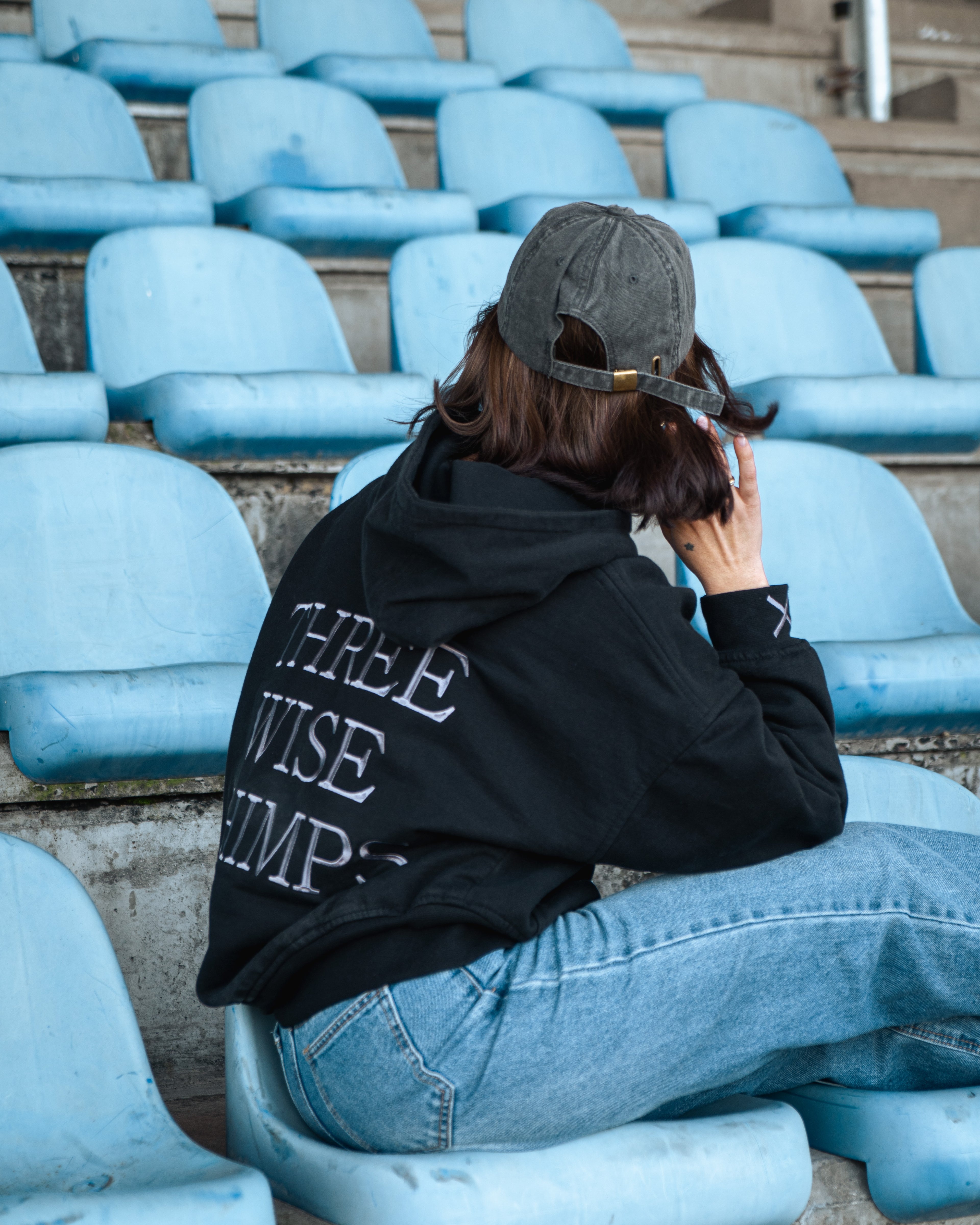 HEAVYWEIGHT OVERSIZED HOODY - BLACK