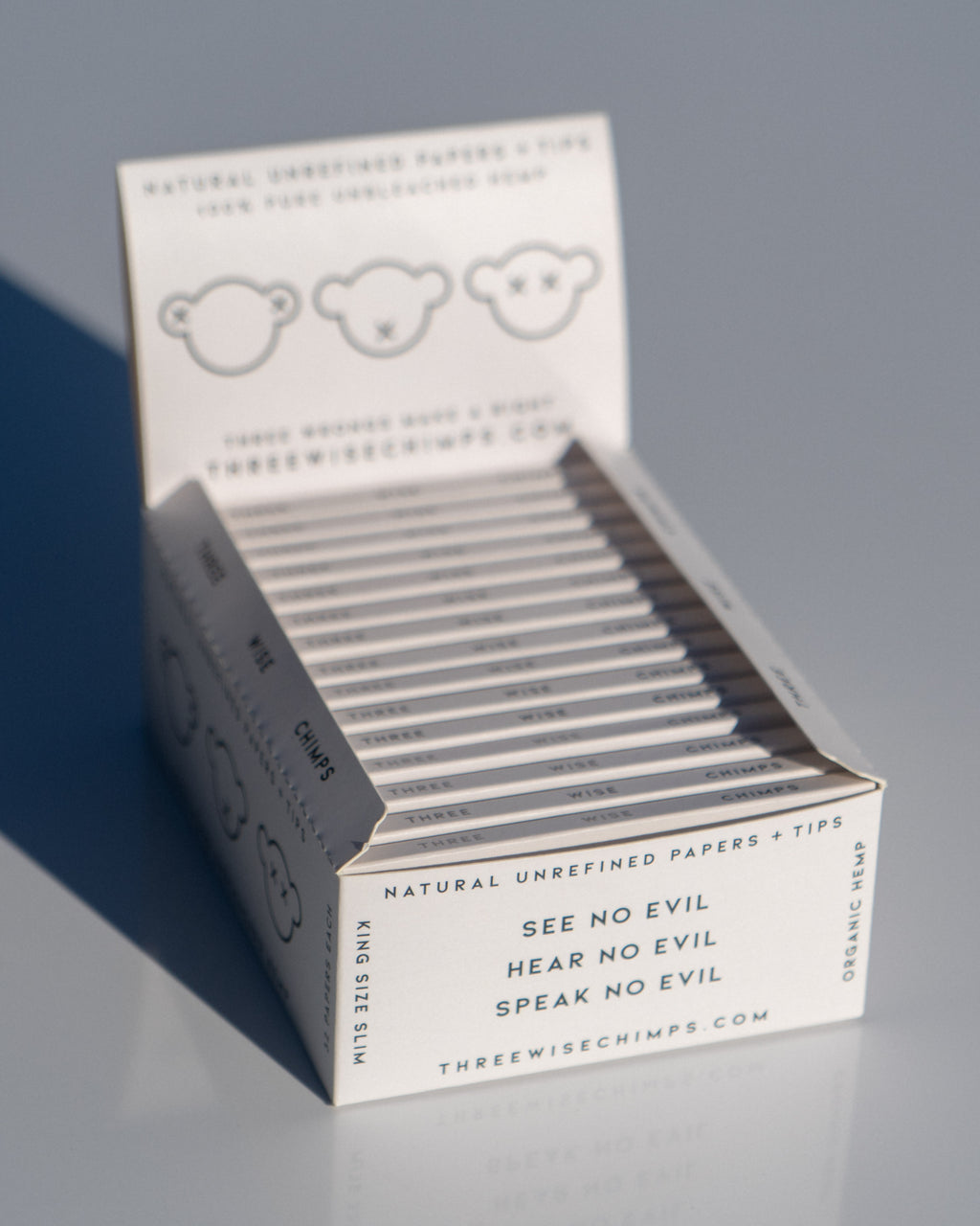 KING SIZE SLIM ROLLING PAPERS + TIPS
