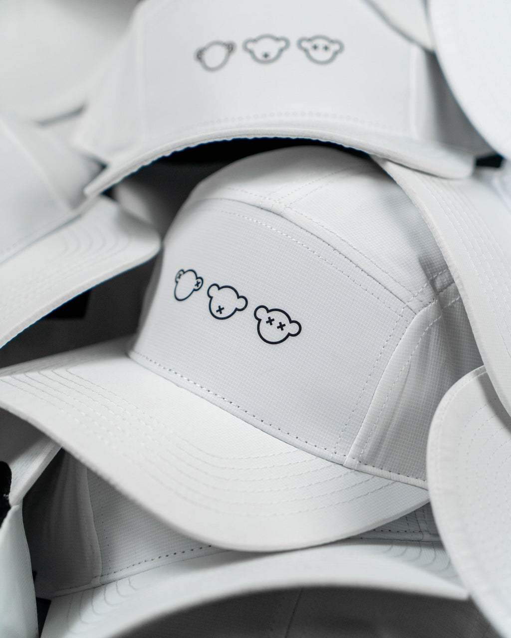 PURE WHITE CAP