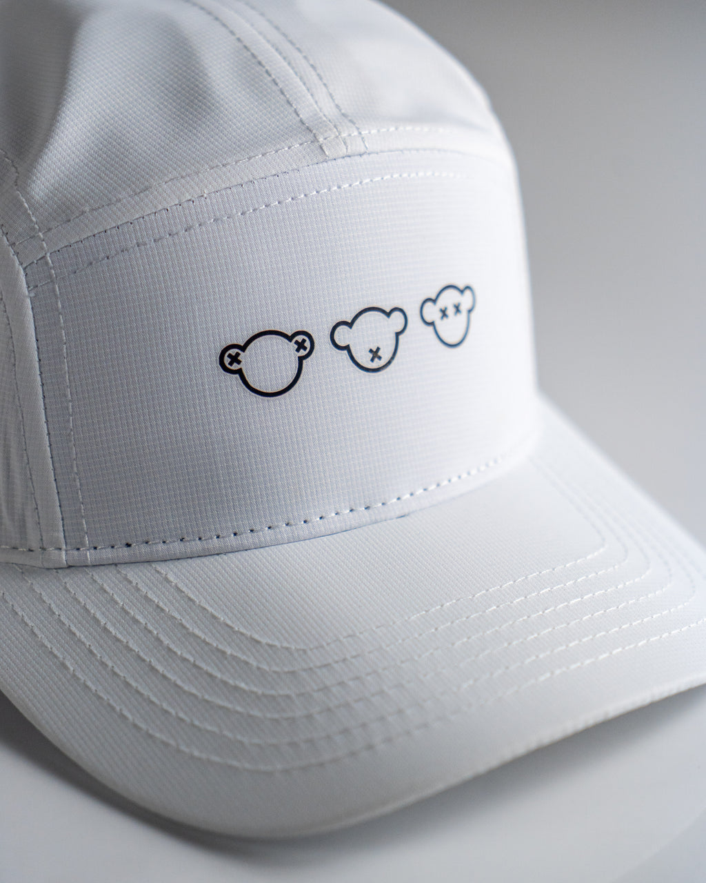 PURE WHITE CAP